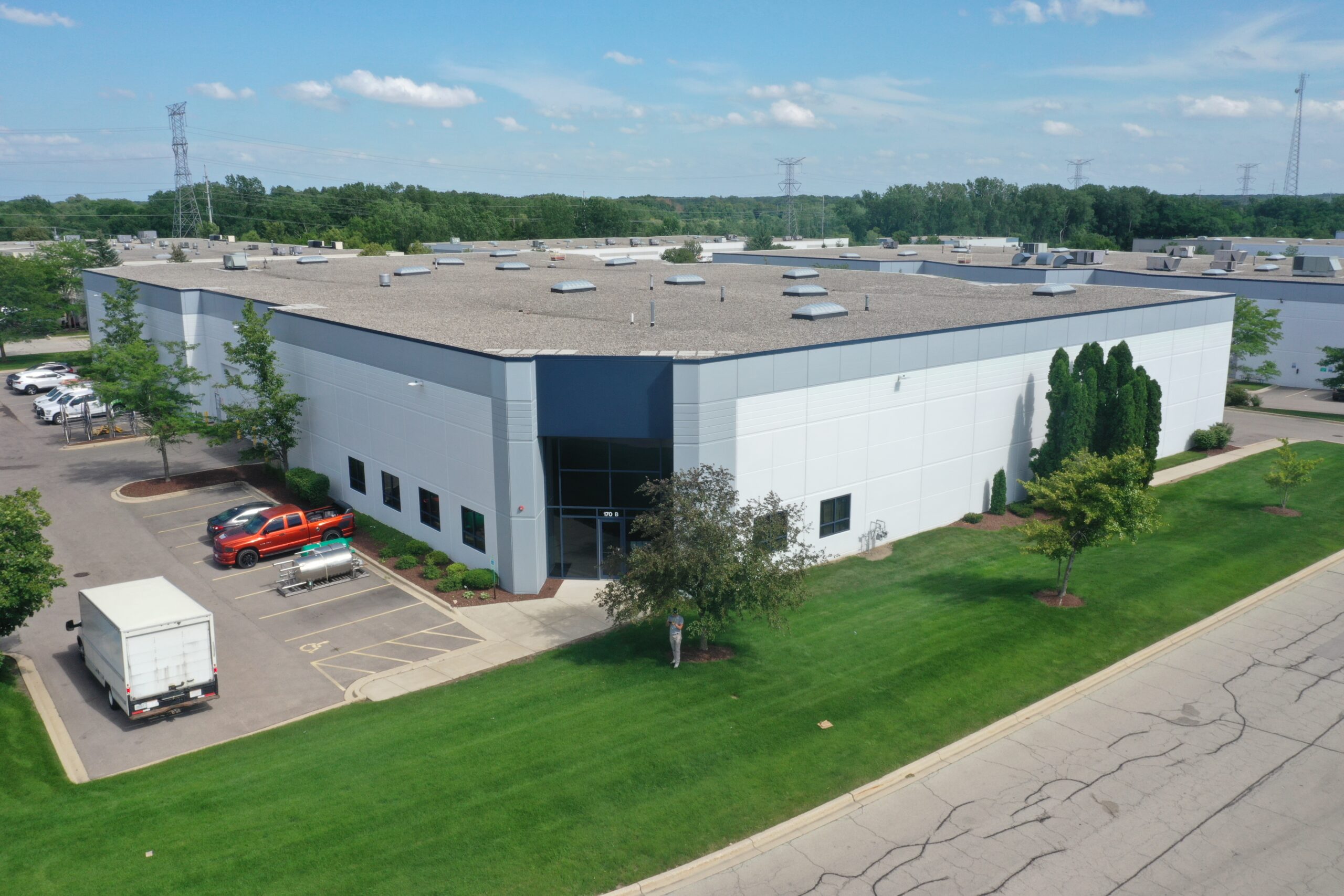 170 Prairie Lake Rd